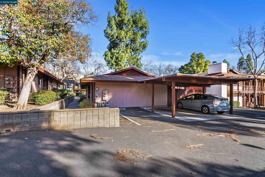 238 Camelback Road Pleasant Hill, CA 94523 - Photo 32 of 36 Camelback Duplex - Parking Lot