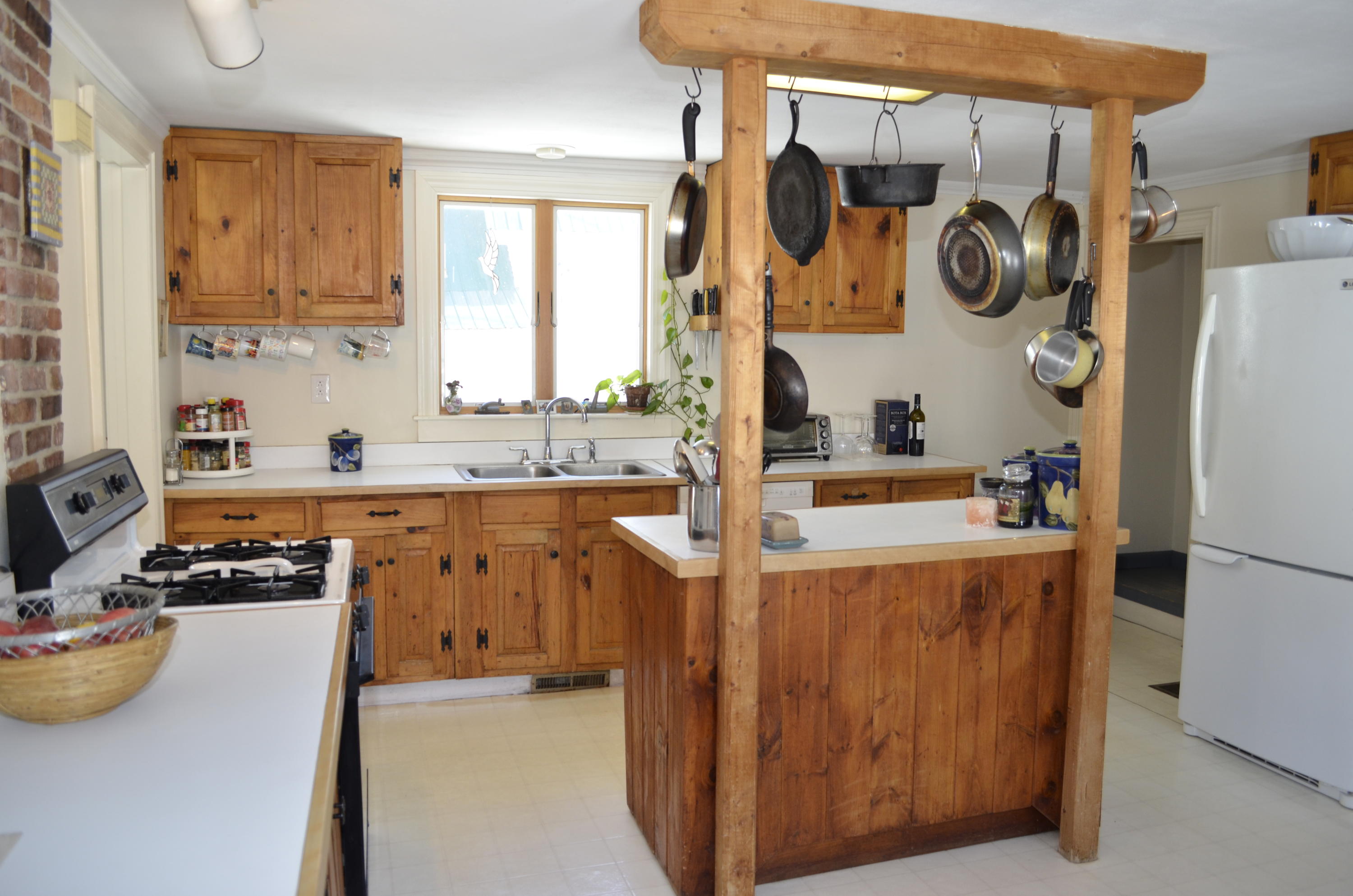 1030 Main Street Bangor, ME 04401 - Photo 10 of 27 Kitchen