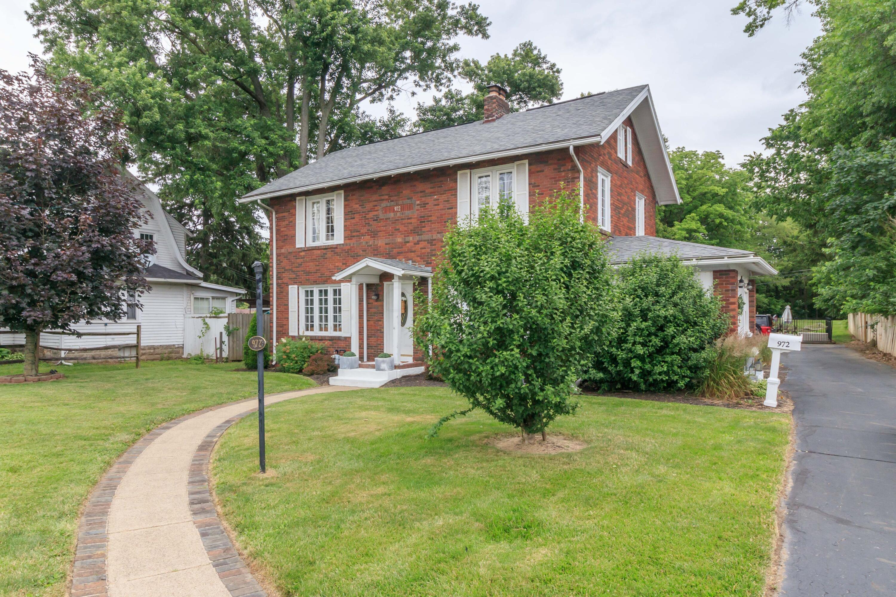 972 Mt Vernon Road Newark, OH 43055 - Photo 2 of 55 IMG_3312