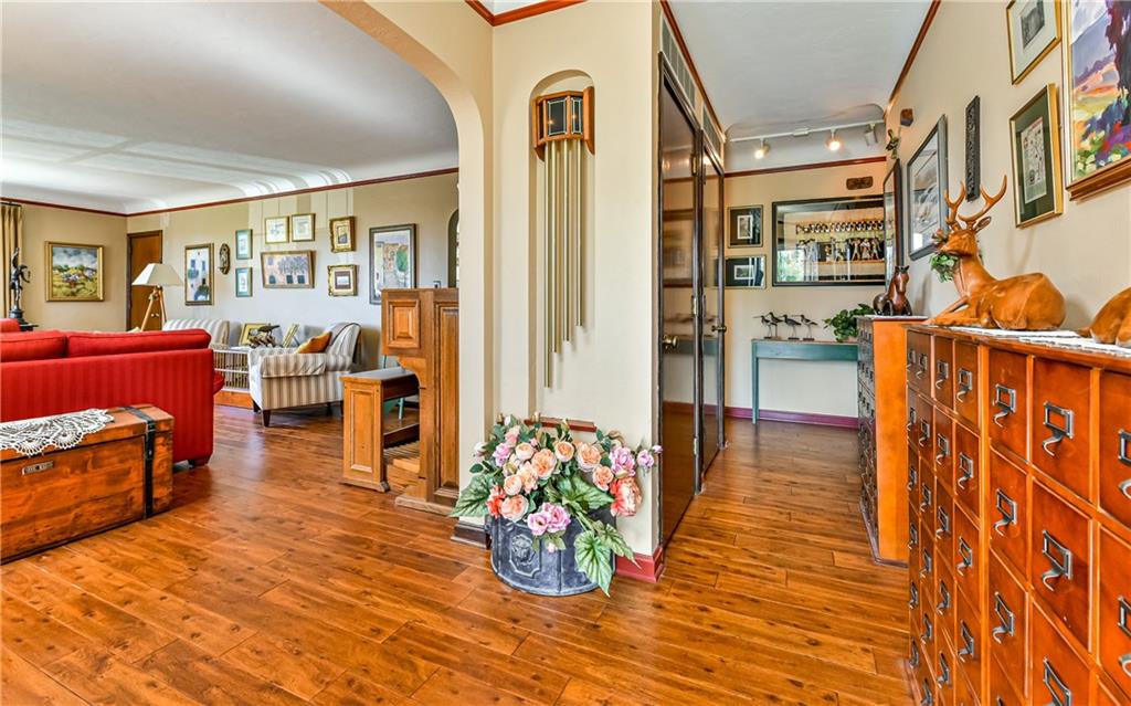 6 Cold Spring Drive Pittsburgh, PA 15237 - Photo 3 of 25
