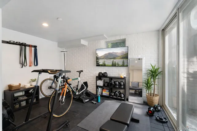 $9,900 | 22 East Clinton Avenue, Irvington, NY 10533