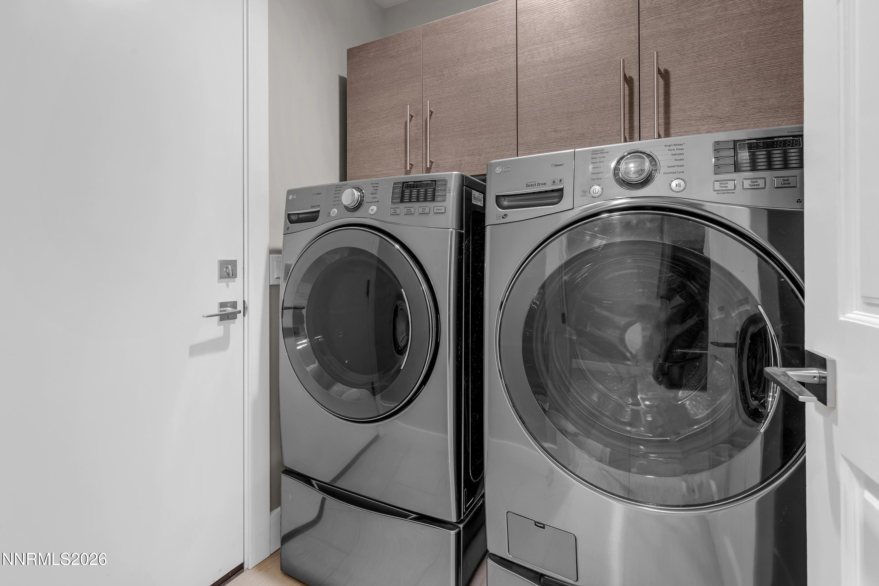 4957 Lakeridge Terrace West Reno, NV 89509 - Photo 30 of 44 a utility room with dryer and washer