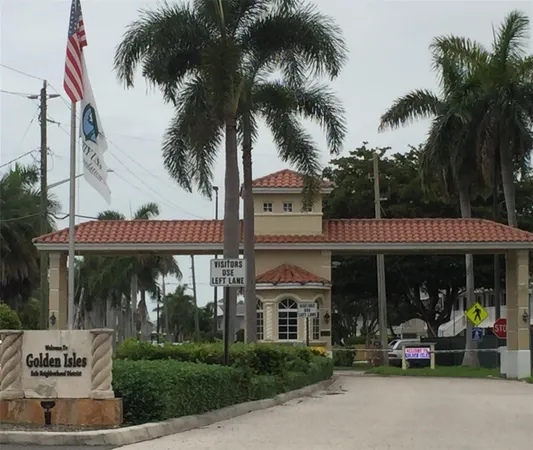 $1,400 | 630 Layne Boulevard, Unit 209, Hallandale Beach, FL 33009