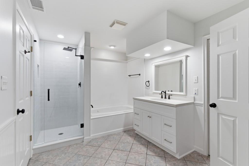 6422 Old Shadburn Ferry Road Buford, GA 30518 - Photo 13 of 68
