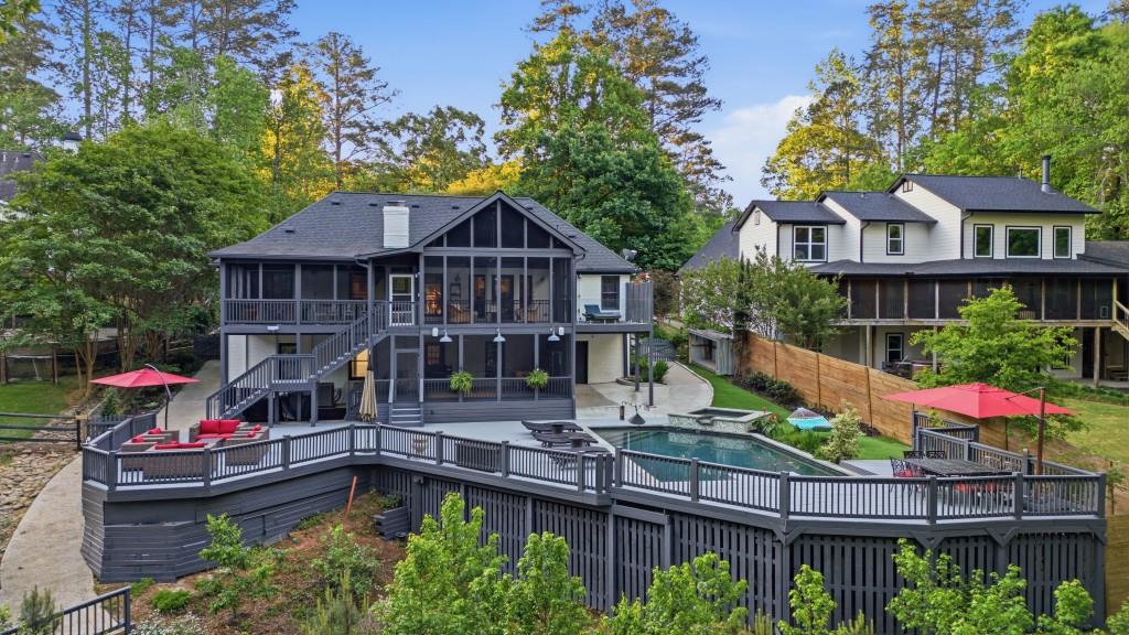 6422 Old Shadburn Ferry Road Buford, GA 30518 - Photo 15 of 68