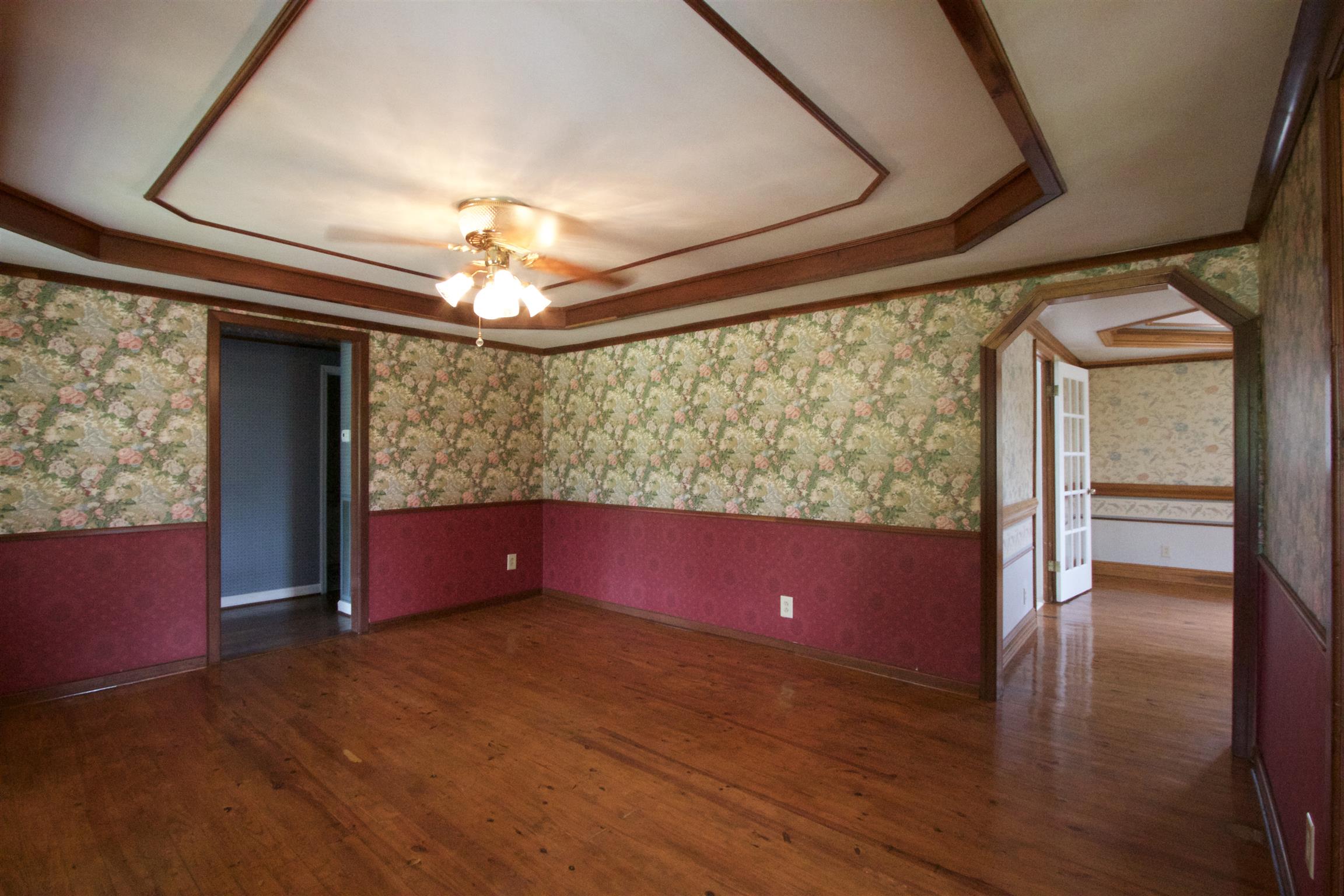 70 Riadon Road Hartsville, TN 37087 - Photo 3 of 30 a view of room with window and wooden floor