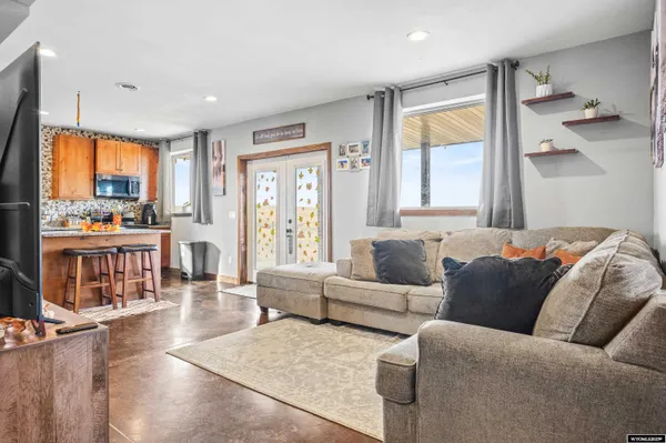 $675,000 | 84 Deer Run Road, Gillette, WY 82716