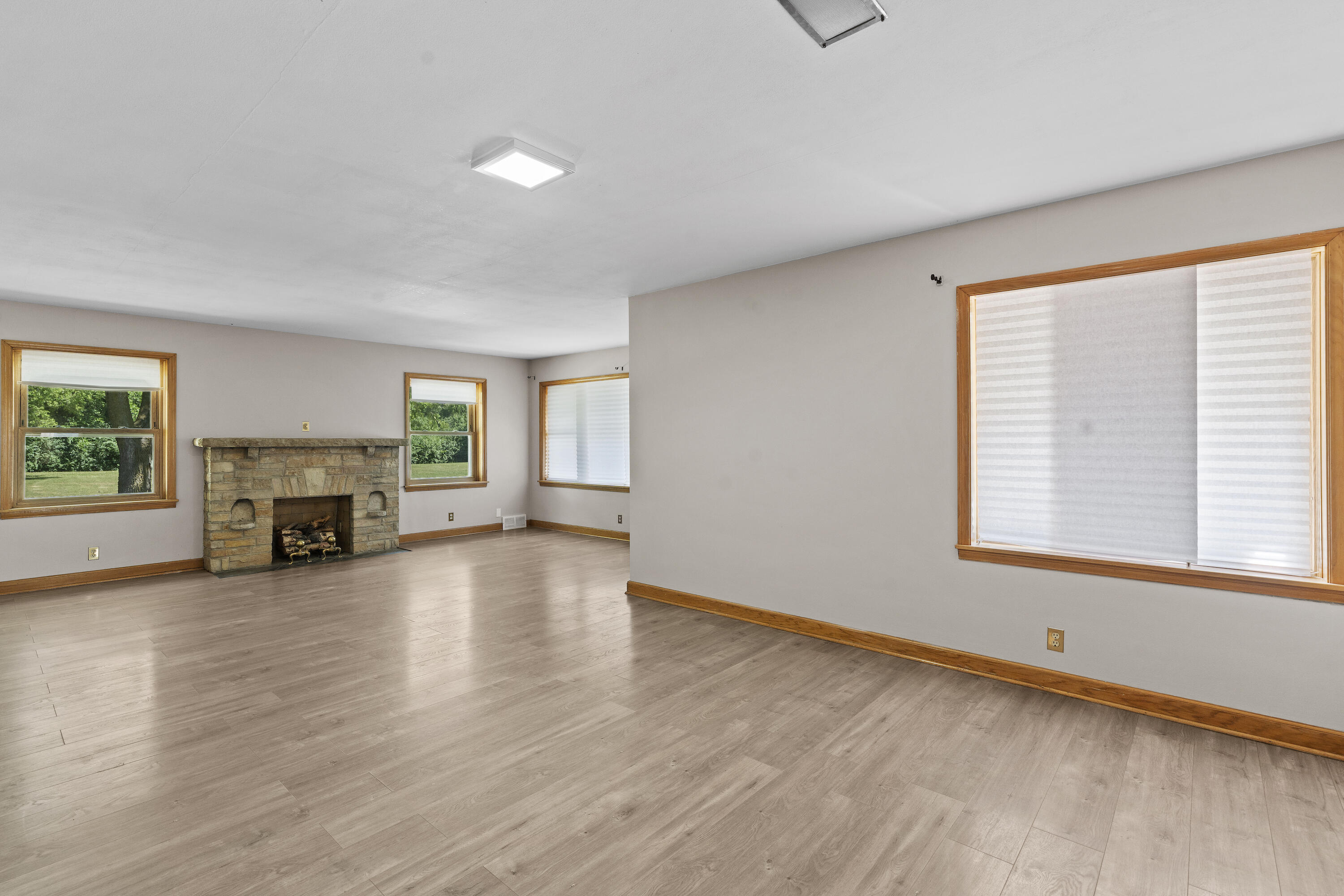 3031 South 33rd Street Milwaukee, WI 53215 - Photo 11 of 30 DSC06983