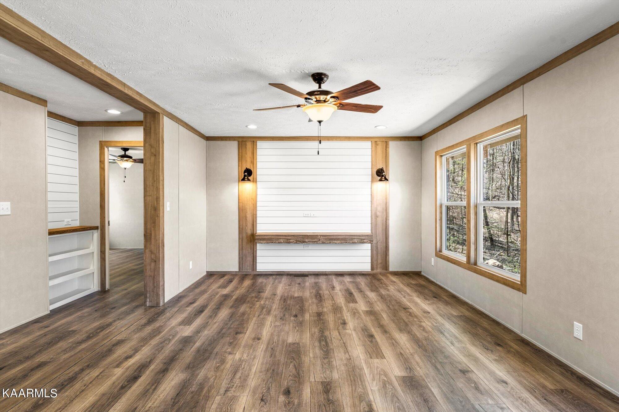 1358 Bluets Road Newport, TN 37821 - Photo 4 of 29 04-1358-Bluets-Rd-Newport-TN-4