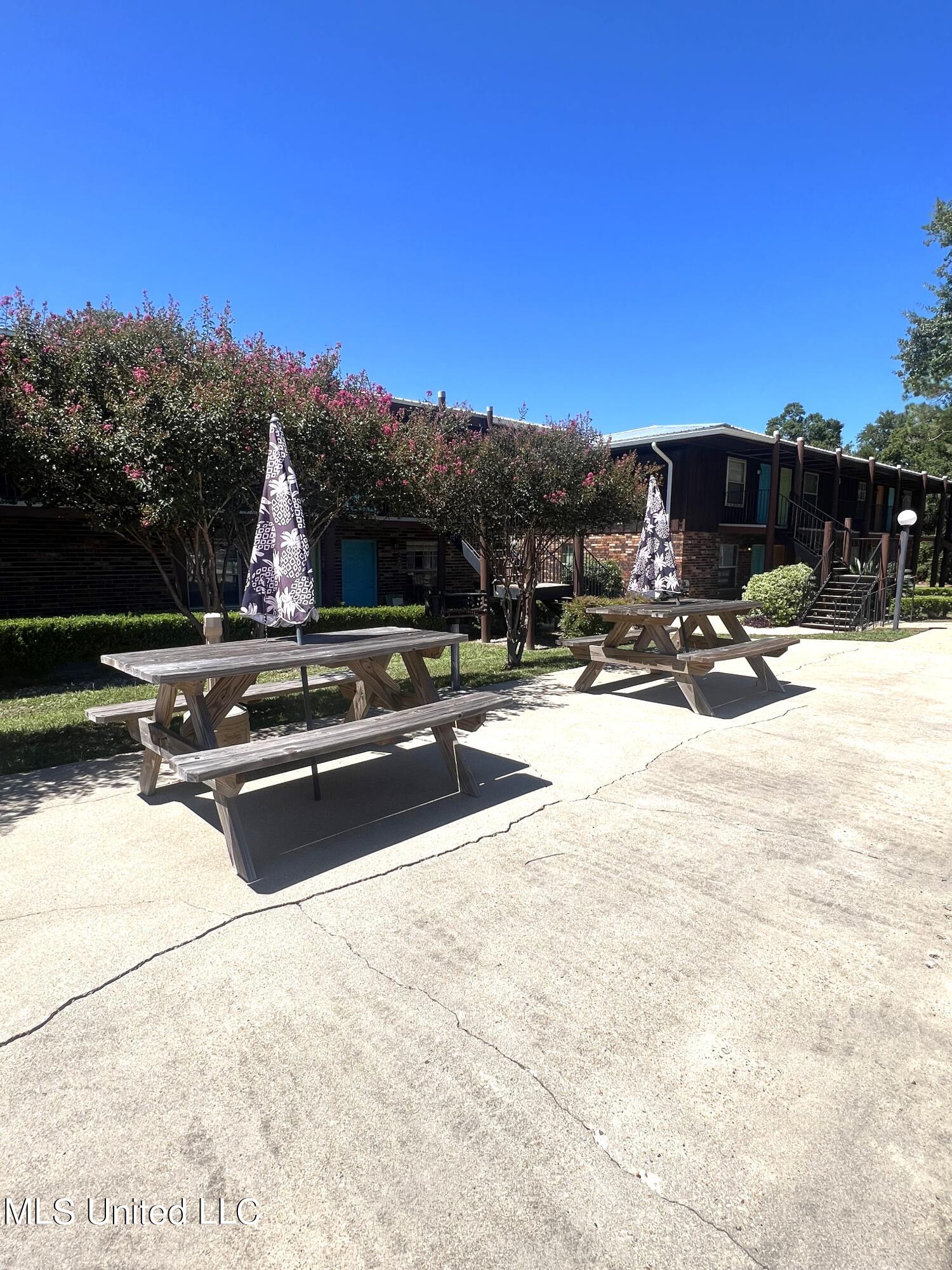 1550 East 2nd Street, Unit 89 Pass Christian, MS 39571 - Photo 13 of 15 1550 E. 2nd BBQ area