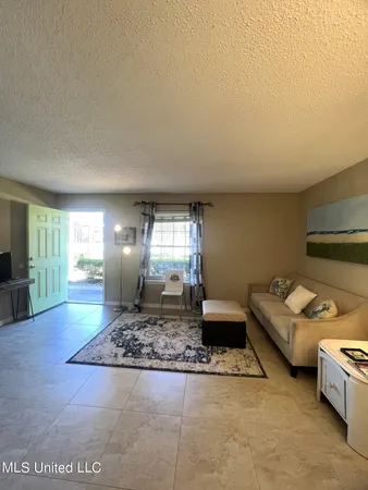 $1,025 | 1550 East 2nd Street, Unit 89, Pass Christian, MS 39571