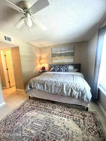 $1,025 | 1550 East 2nd Street, Unit 89, Pass Christian, MS 39571