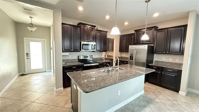 $3,600 | 11017 Purple Martin Boulevard, Riverview, FL 33579