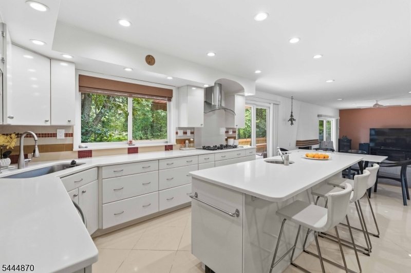 174 Brooklake Road Florham Park, NJ 07932 - Photo 23 of 43