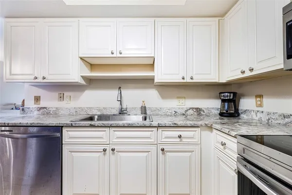 $176,000 | 17025 Golfside Circle, Unit 303, Fort Myers, FL 33908