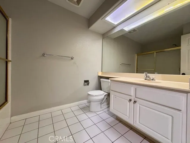 $2,095 | 42140 Lyndie Lane, Unit 24, Temecula, CA 92591