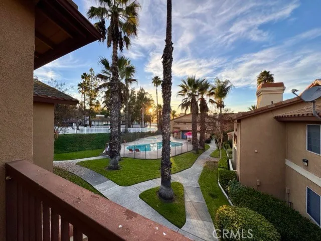 $2,095 | 42140 Lyndie Lane, Unit 24, Temecula, CA 92591