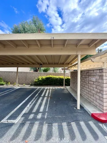 $2,095 | 42140 Lyndie Lane, Unit 24, Temecula, CA 92591