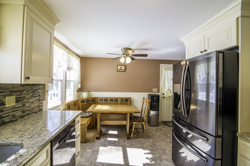 24 R Juniper Road Derry, NH 03038 - Photo 8 of 15