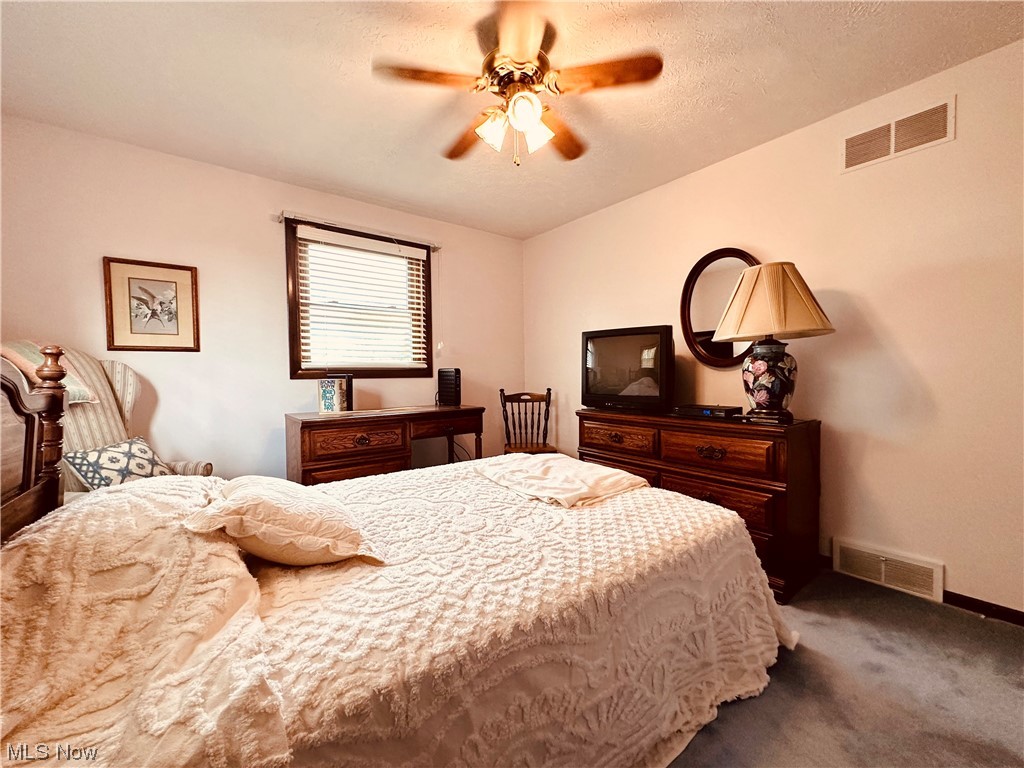 1605 Niles Vienna Road Niles, OH 44446 - Photo 24 of 35