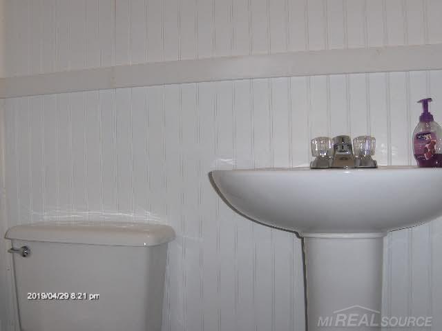 7361 Kilkare Road Lexington, MI 48450 - Photo 9 of 22 31296727-8.JPG