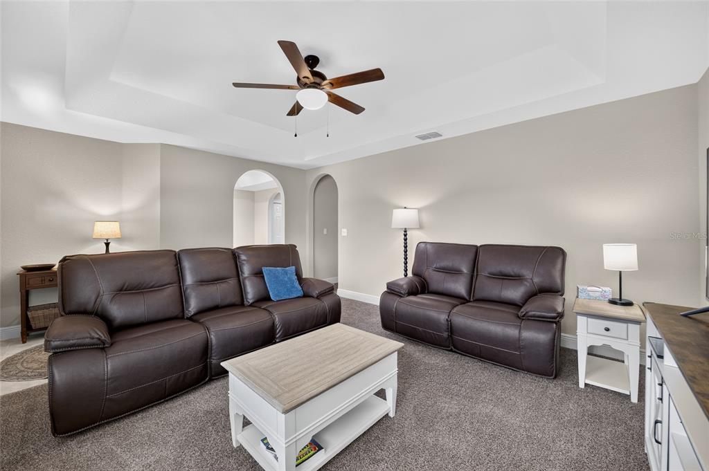 22081 Southwest Pine Bluffs Road Dunnellon, FL 34431 - Photo 4 of 65 Gallery Image 4