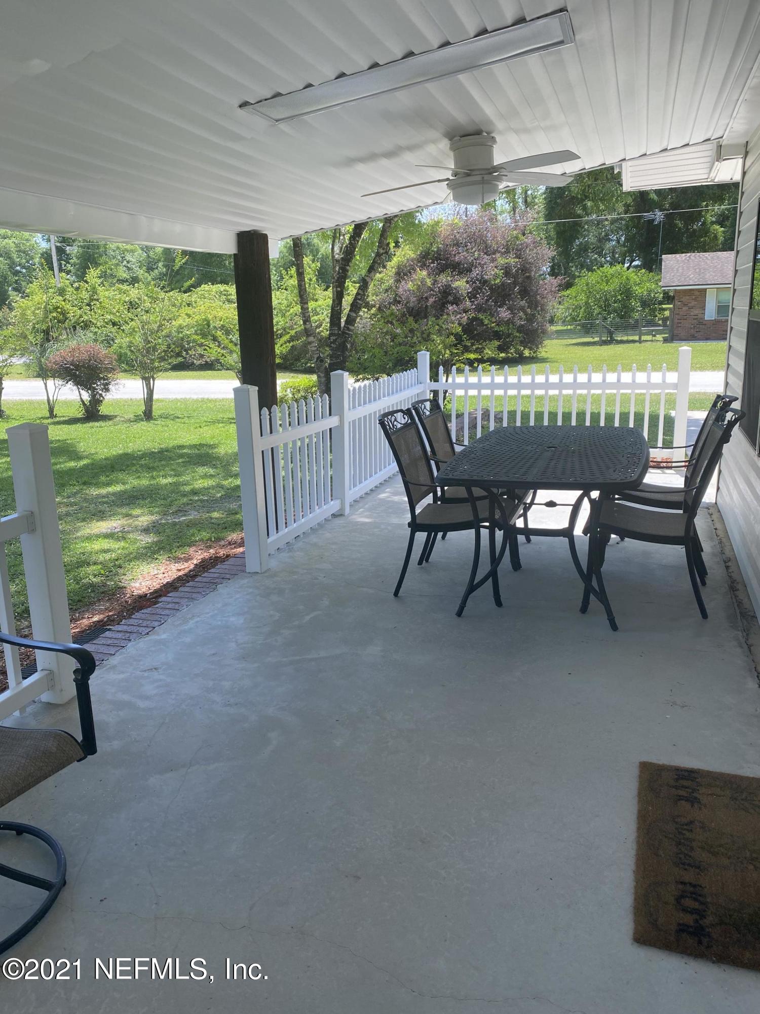 5983 Acre Road Macclenny, FL 32063 - Photo 18 of 46 Side Porch