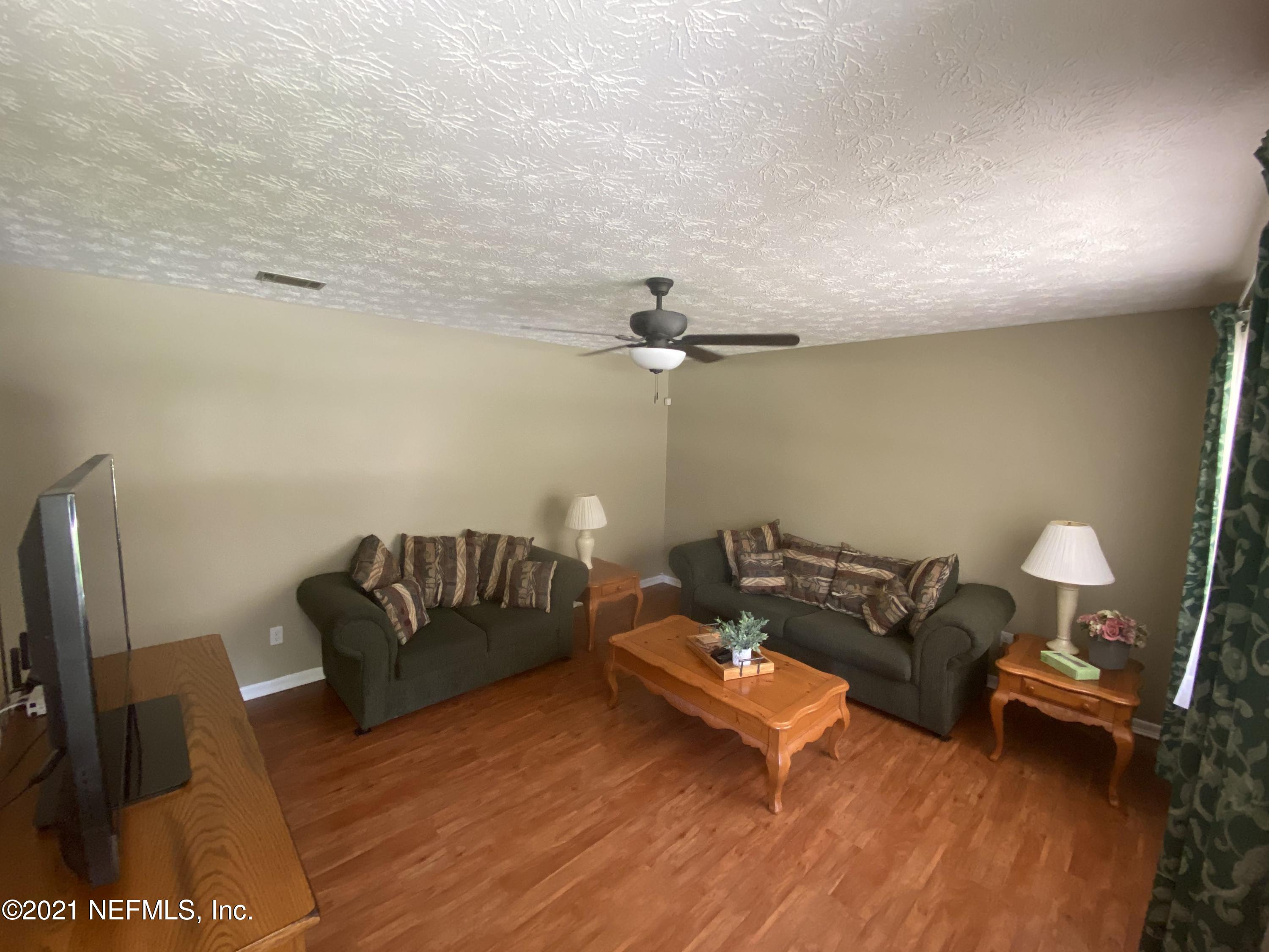 5983 Acre Road Macclenny, FL 32063 - Photo 23 of 46 Living Room