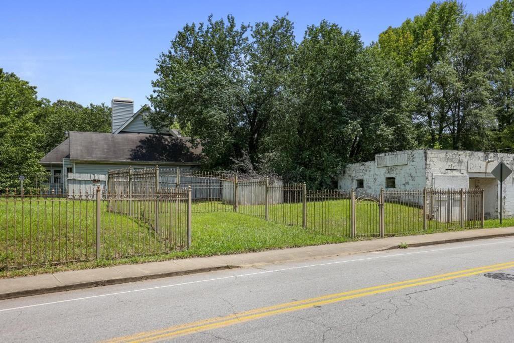 1917 Defoor Avenue Northwest Atlanta, GA 30318 - Photo 18 of 35 a view of a house next to a big yard