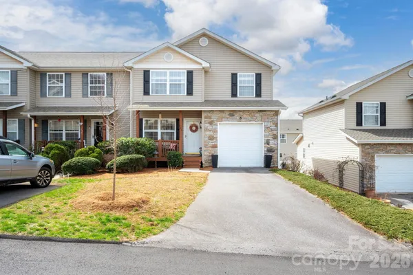 $299,000 | 107 Loch Haven Road, Swannanoa, NC 28778