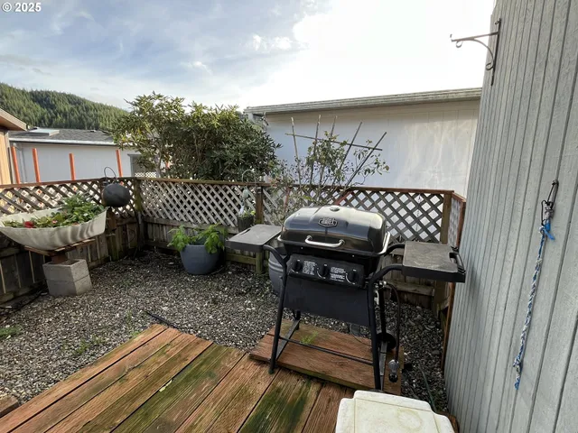 $129,000 | 100 River Bend Road, Unit 118, Reedsport, OR 97467