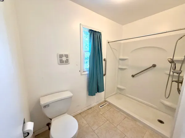 $129,900 | 408 East Croan Street, Irvington, IL 62848