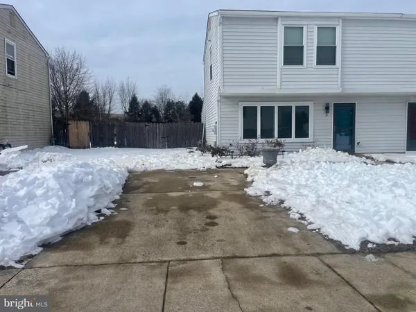 $2,700 | 3 Farmhouse Court, Sicklerville, NJ 08081