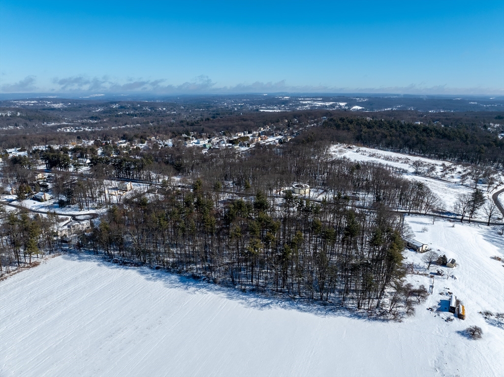 82 Dodge Hill Road Sutton, MA 01590 - Photo 3 of 8