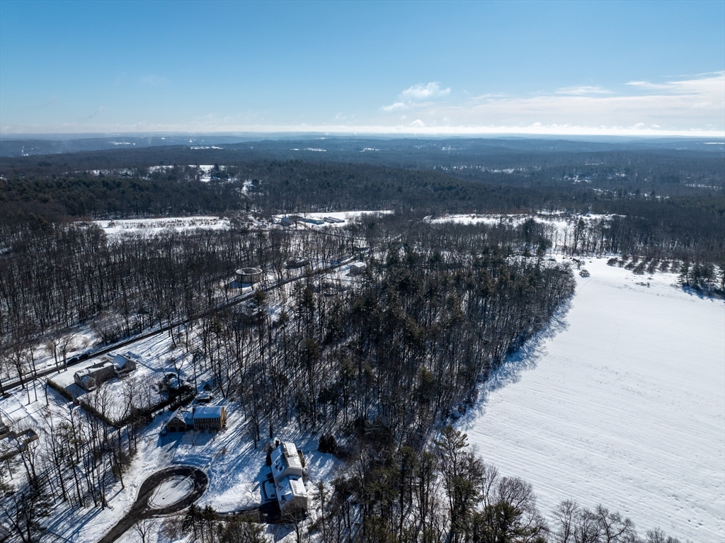 82 Dodge Hill Road Sutton, MA 01590 - Photo 4 of 8