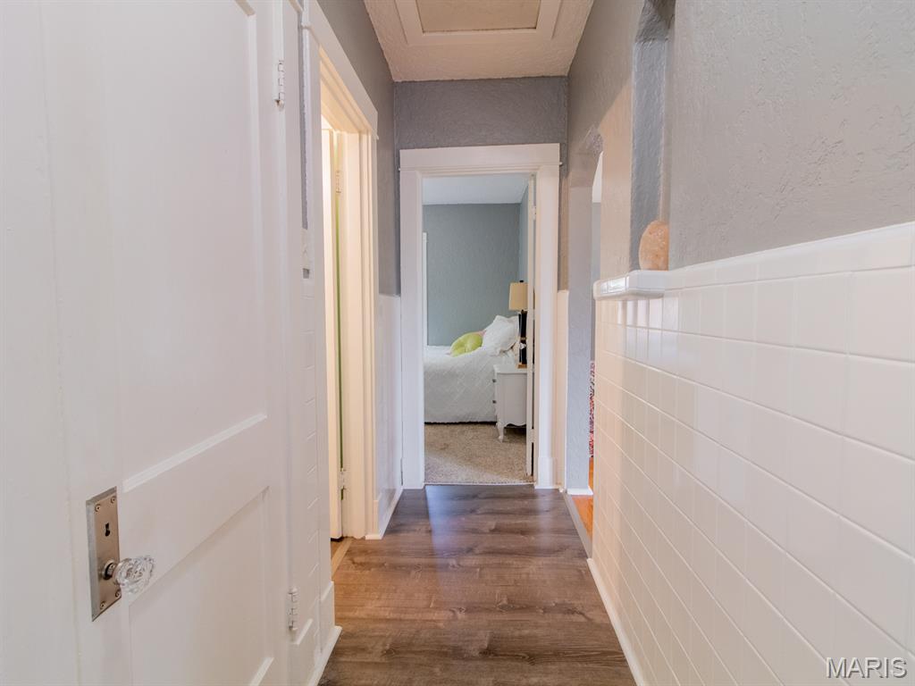 215 Bruce Avenue Ferguson, MO 63135 - Photo 14 of 33