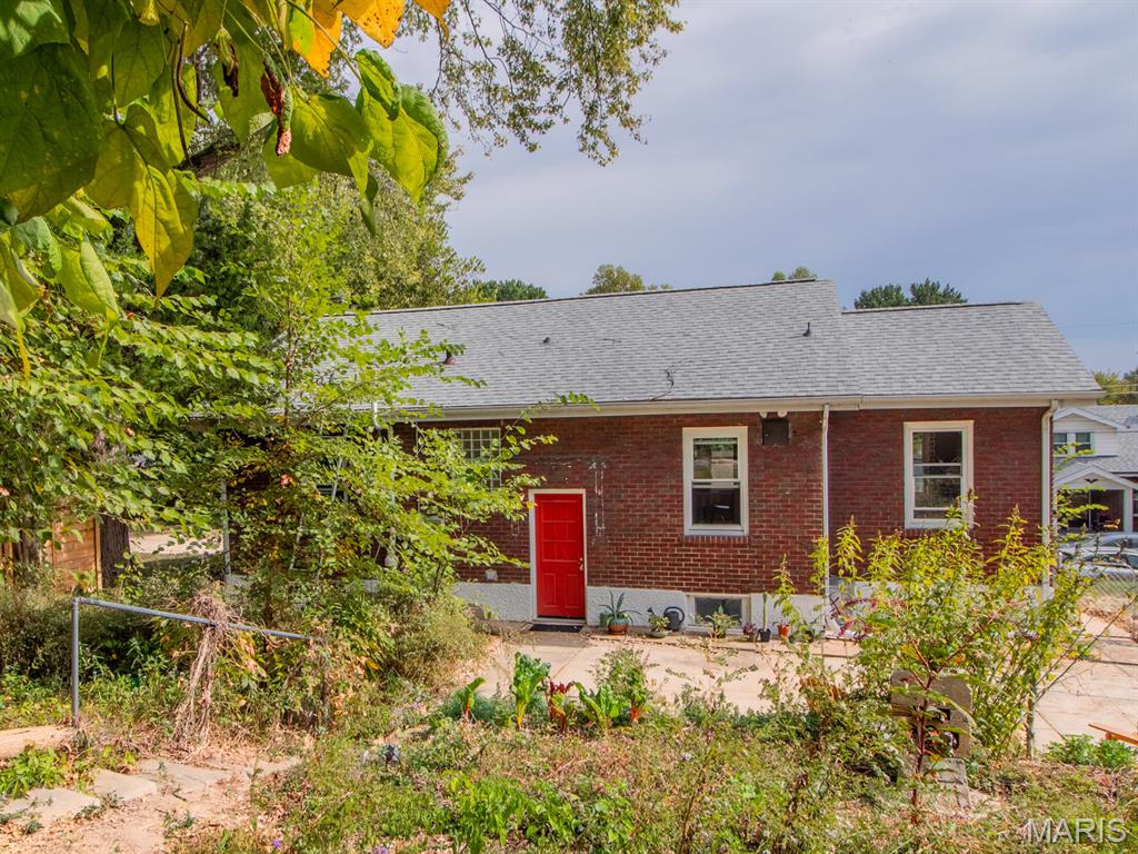 215 Bruce Avenue Ferguson, MO 63135 - Photo 24 of 33