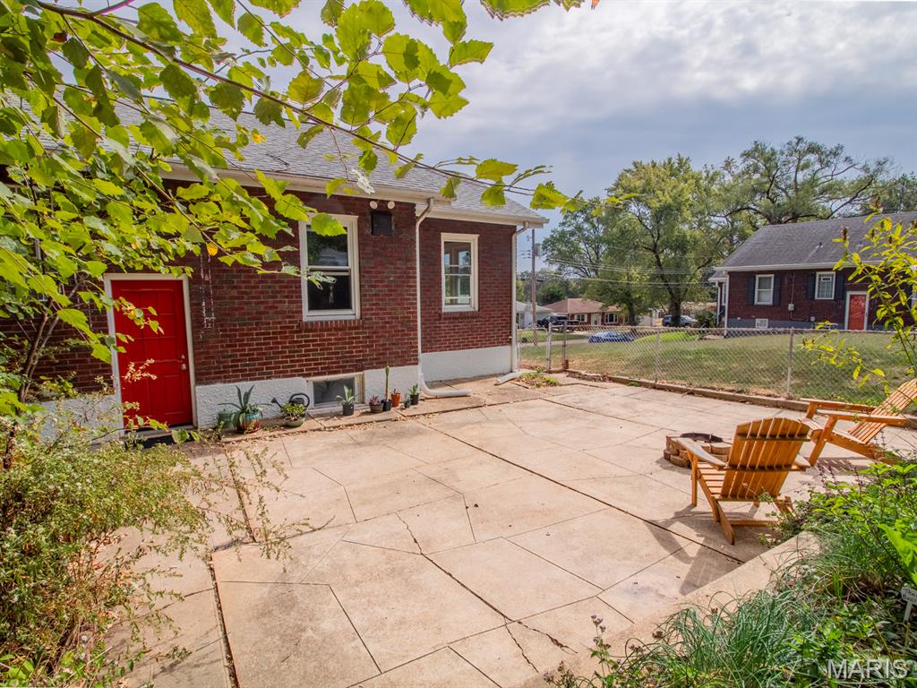 215 Bruce Avenue Ferguson, MO 63135 - Photo 25 of 33