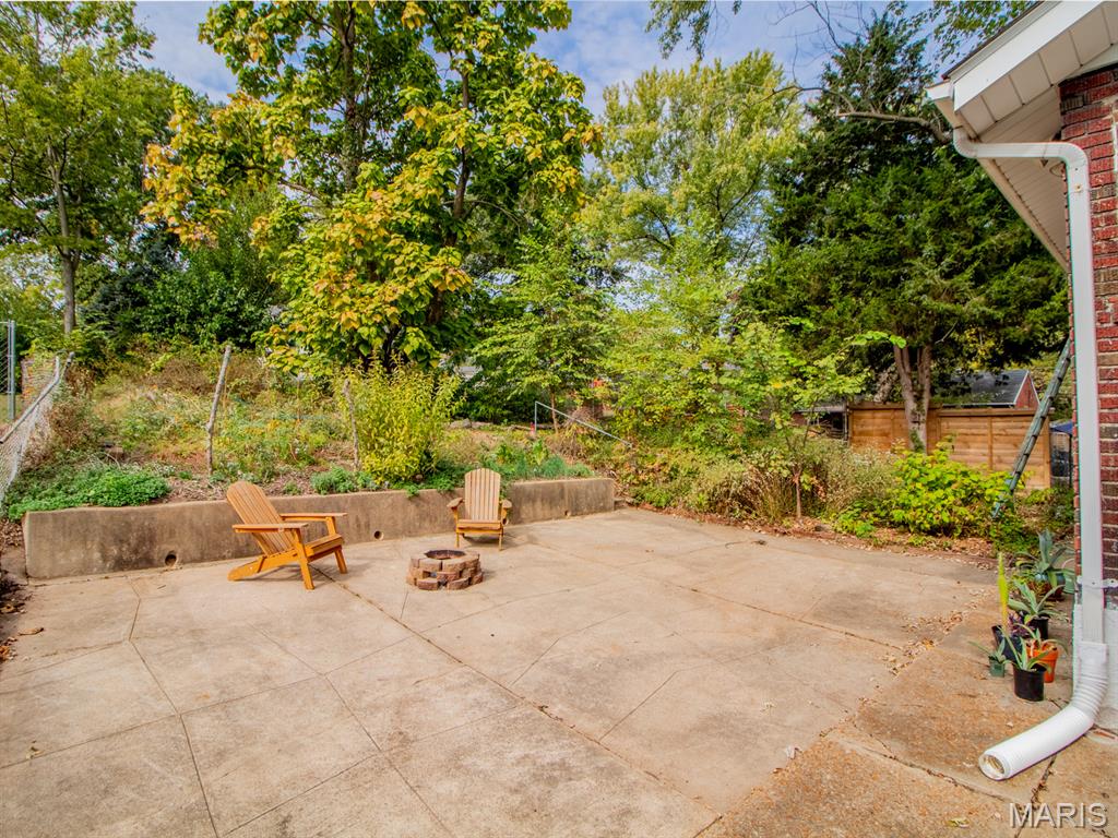 215 Bruce Avenue Ferguson, MO 63135 - Photo 26 of 33