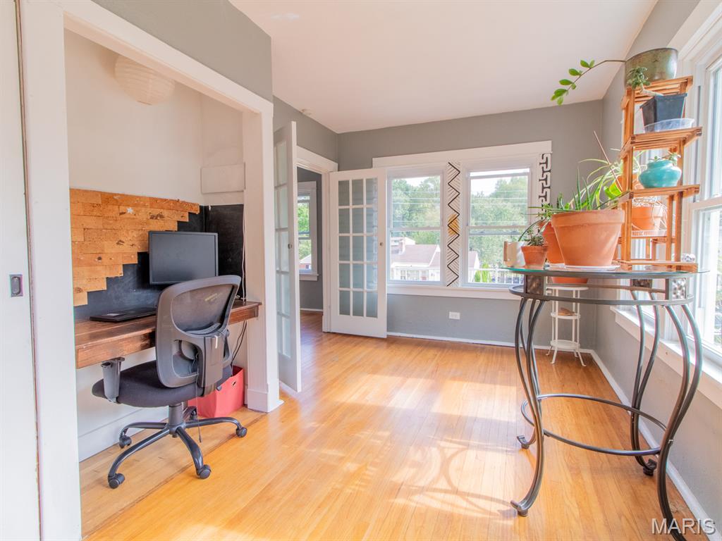 215 Bruce Avenue Ferguson, MO 63135 - Photo 10 of 33