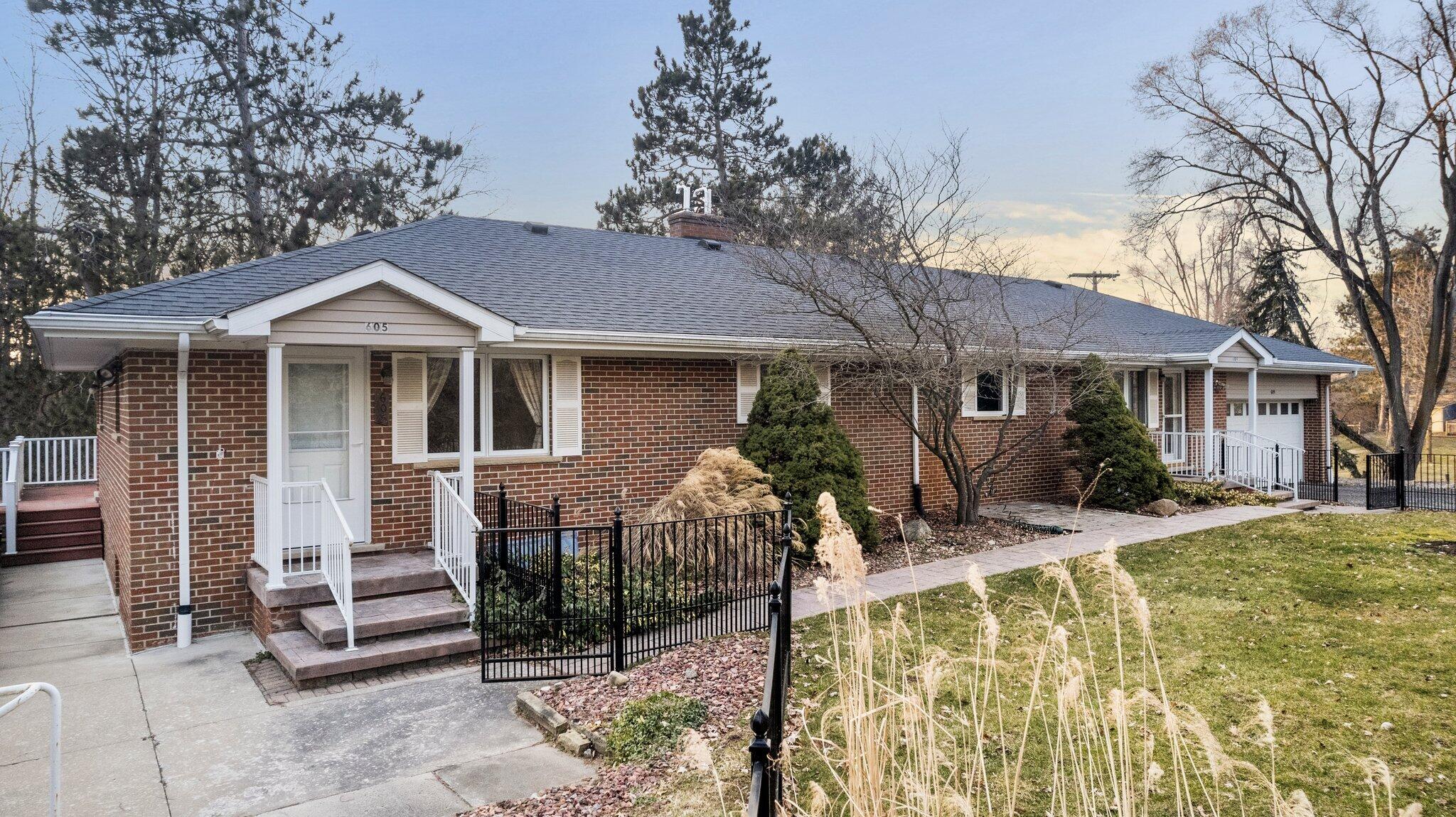 605 West Delhi Road Ann Arbor, MI 48103 - Photo 2 of 43 2-web-or-mls-DJI_0328