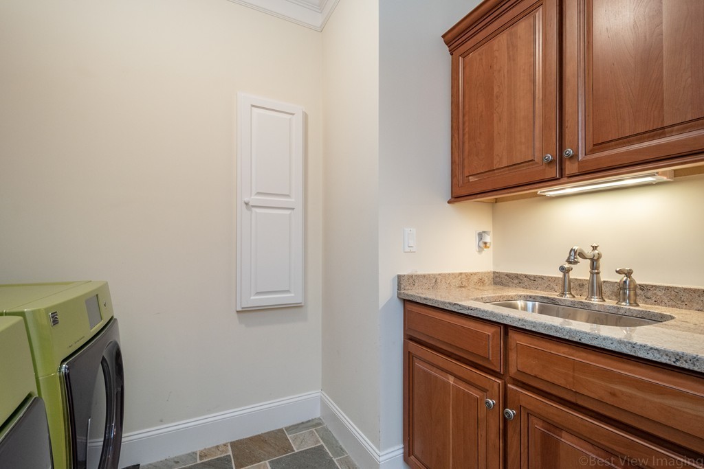 30 Nobscot Road, Unit 8 Sudbury, MA 01776 - Photo 12 of 37 Gallery Image 12