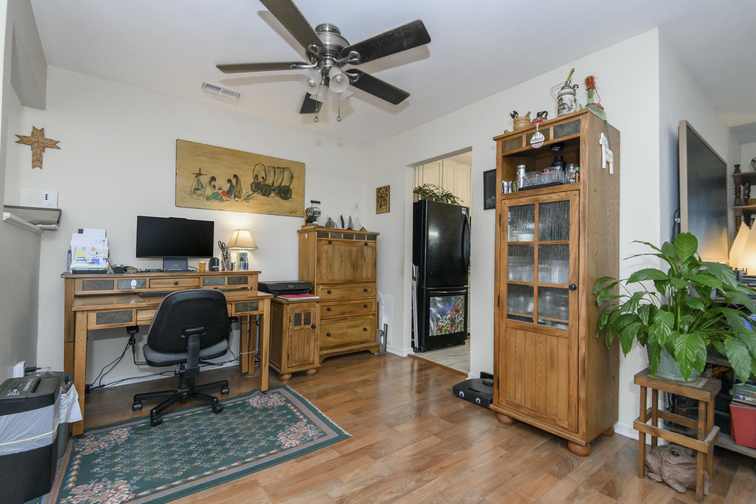 323 Riverview Drive, Unit 4 Delafield, WI 53018 - Photo 13 of 36 Dining/office area