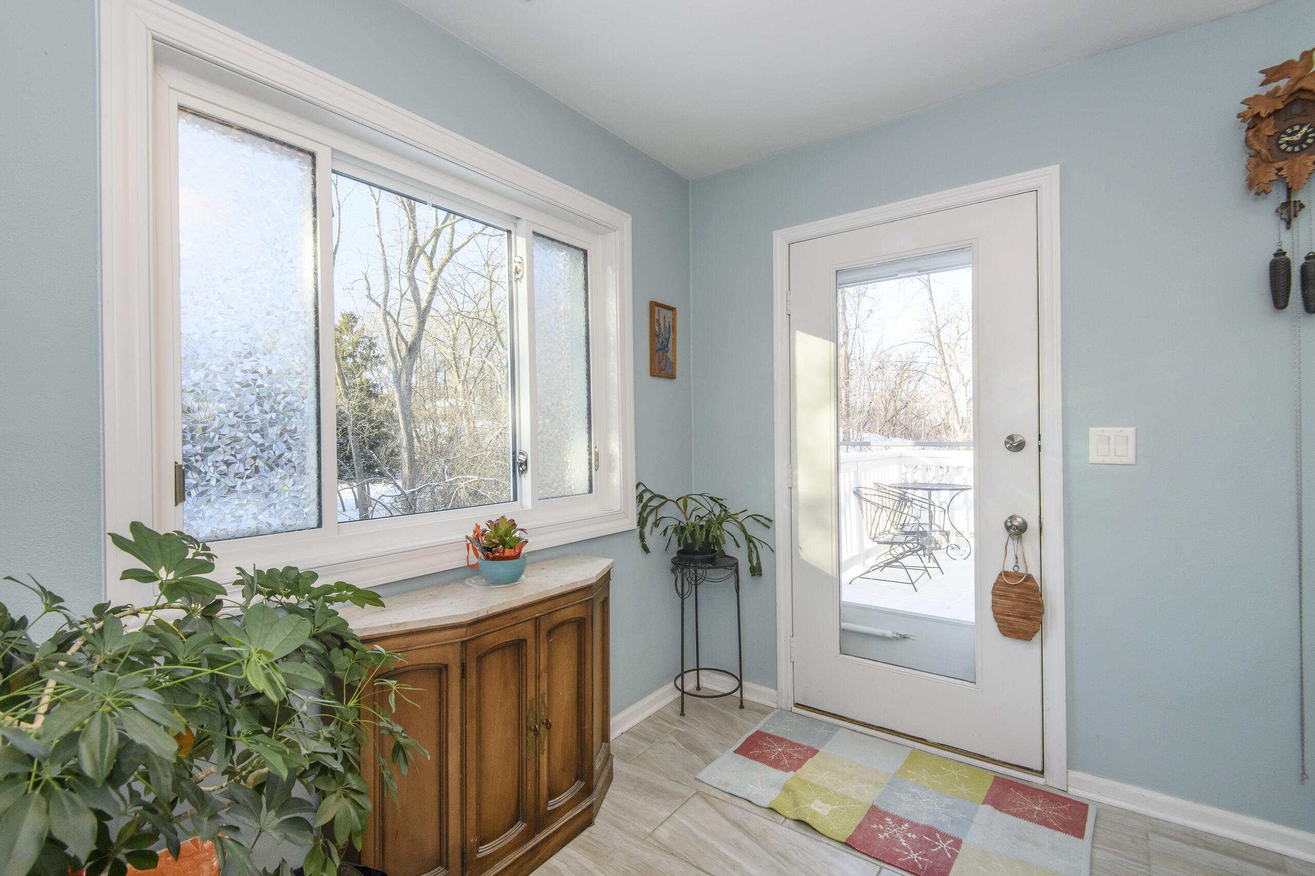 323 Riverview Drive Delafield, WI 53018 - Photo 19 of 36 Kitchen door to balcony