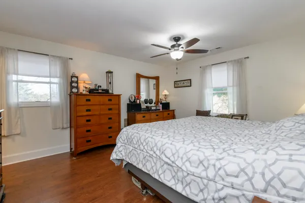 $315,000 | 323 Riverview Drive, Unit 4, Delafield, WI 53018
