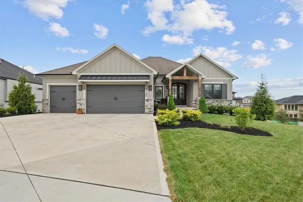 $769,000 | 1108 Deer Run Drive, Greenwood, MO 64034