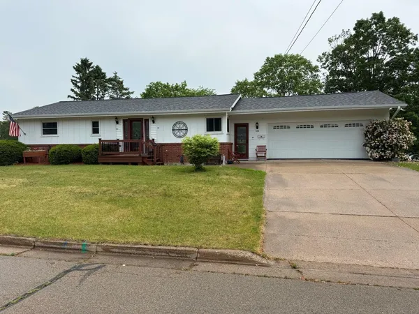 $499,900 | 116 Rohrer Street, Clintonville, WI 54929