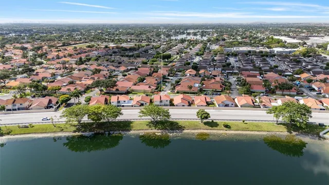 $4,000 | 8501 Northwest 191st Street, Unit 8501, Hialeah, FL 33015