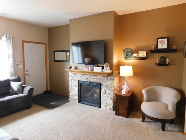 $262,500 | 519 2nd Street Northwest, Dilworth, MN 56529