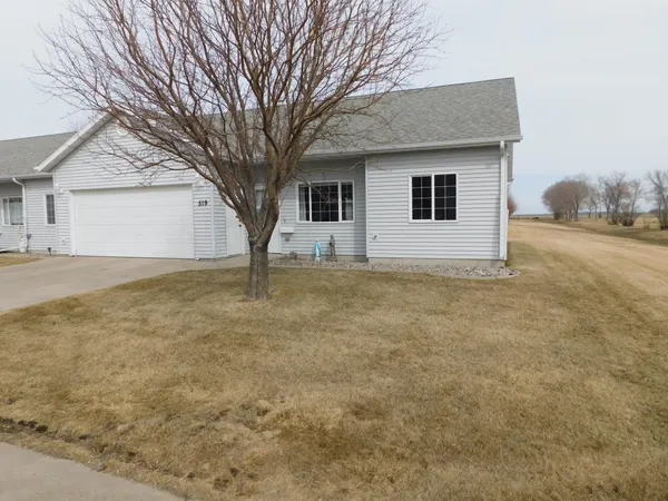 $262,500 | 519 2nd Street Northwest, Dilworth, MN 56529